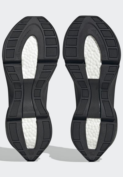 adidas by Stella McCartney ADIDAS BY STELLA MCCARTNEY SPORTSWEAR SHOE - Hardloopschoenen voor op de weg - core black   cloud white   core black