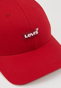 Levi's® MID BATWING FLEXFIT UNISEX - Gorra - regular red