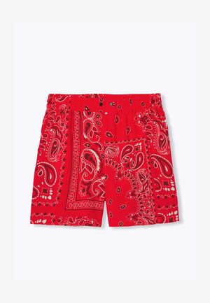 Short de bain rouge avec imprimé bandana paisley blanc et noir et taille élastique avec détails de boutons.