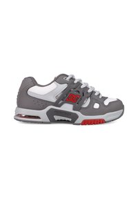Chaussure de sport grise et blanche avec des accents rouges, des lacets blancs et une semelle coussinée étiquetée "Aerotech Ventilation System."