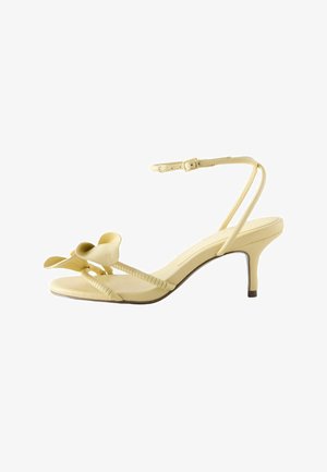 Next, REGULAR FIT - FOREVER COMFORT® LEATHER TULIP HEELED SANDALS . - Sandales - buttermilk