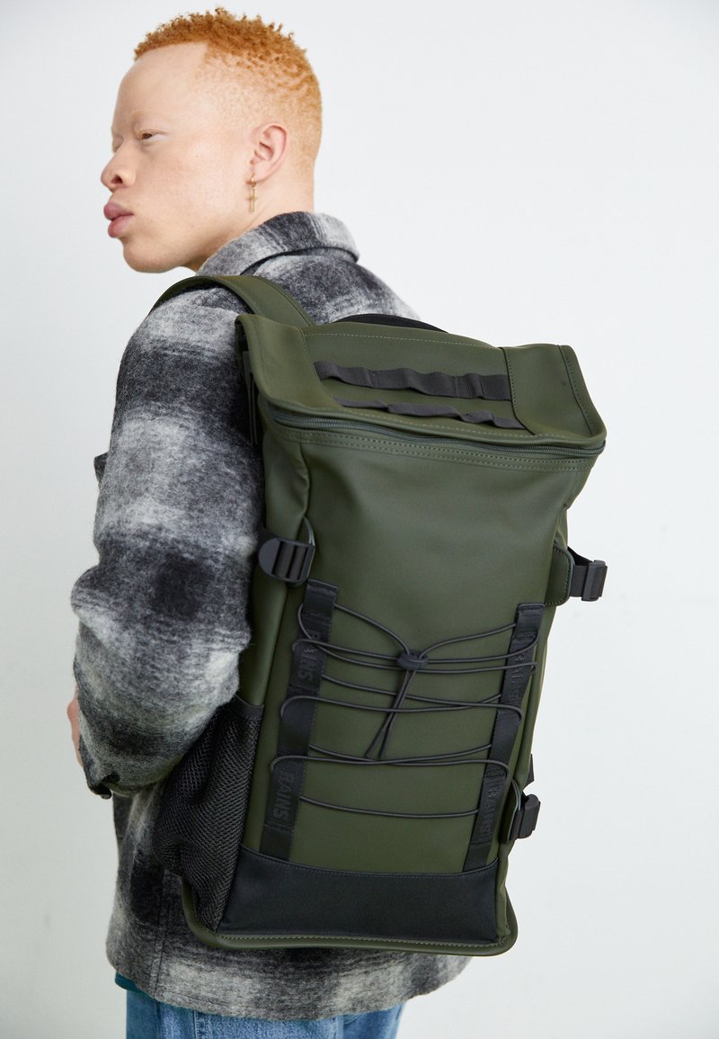 Mochilas Rains 1316 Mochila Impermeable Rolltop Black Rains - Main Image