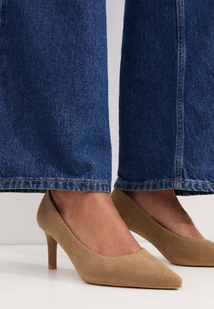 New Look POINTED TOE COURT - Escarpins - camel