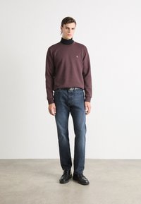 BOSS SHARPE - Mikina - open red
