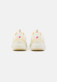 Fila COLLENE - Sapatilhas - marshmallow