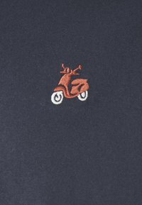 Selected Homme SLHREG CLAUS TEE - Paprasti marškinėliai - dark navy