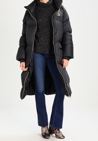 Even&Odd Pullover - black