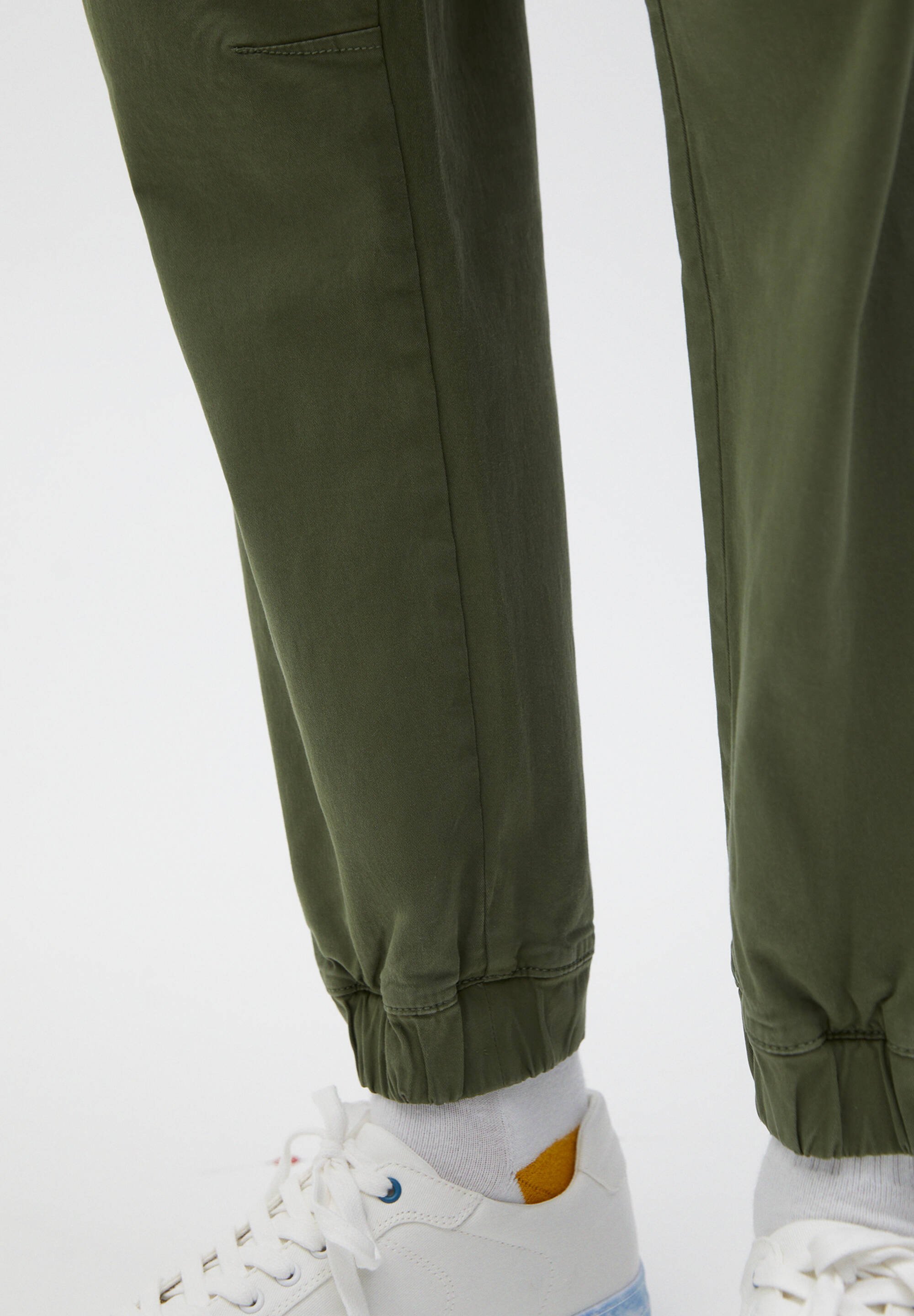 PULL\u0026BEAR Pantaloni sportivi - khaki/cachi - Zalando.it