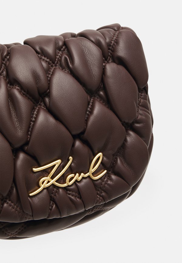 SIGNATURE KUILT - Cross body bag - dark chocolate2