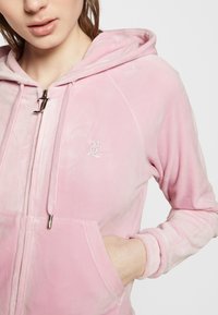 Juicy Couture MADISON - Camisola com fecho - lilac sachet