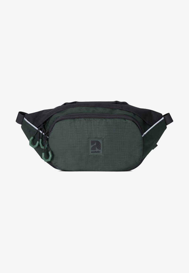 Sac banane vert foncé et noir avec poche avant zippée, trois curseurs de fermeture éclair et un petit patch logo carré au centre avant.