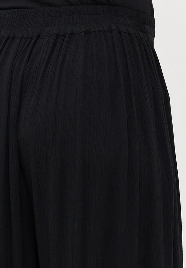 ONLCHIARA PANTS  - Trousers3