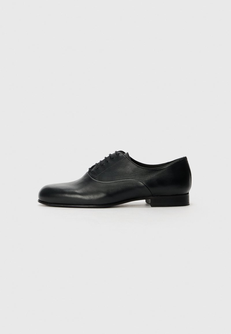 Filippa K DERBY - Derbies & Richelieus - black
