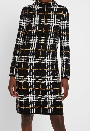 Stickad klänning - orange