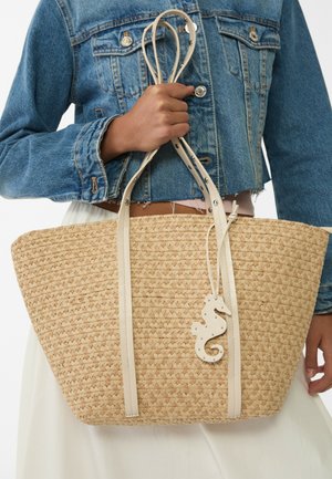 WITH STUDS - Käsilaukku - beige