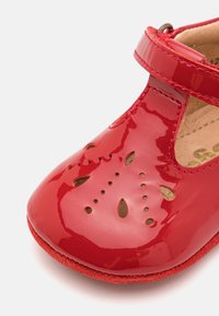 Bisgaard BLOOM - Zapatos de bebé - red patent