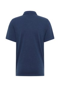 Tamsiai mėlynas polo marškinėliai su trumpomis rankovėmis ir tekstūruotu audiniu. Su klasikiniu apykakle ir vientisu dizainu be puošmenų.