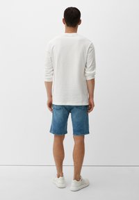 s.Oliver BERMUDA - Szorty jeansowe