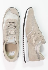 New Balance Tenisky - grey