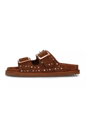 Mules - cognac