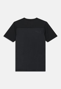 T-shirt nero a maniche corte con schiena in rete testurizzata, fronte liscio e logo Nike discreto sulla parte superiore sinistra. Design classico con scollatura a girocollo.