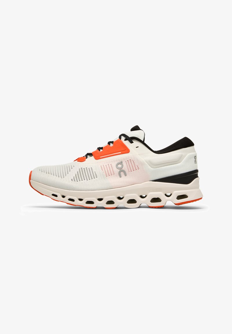 On CLOUDSTRATUS 3 - Road running shoes - undyed white sand