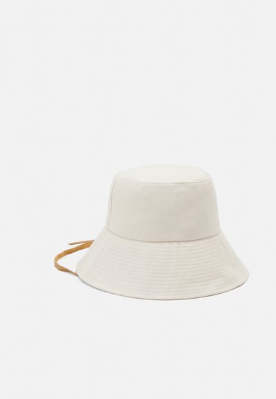 By Malene Birger PIOVAS - Chapeau - white