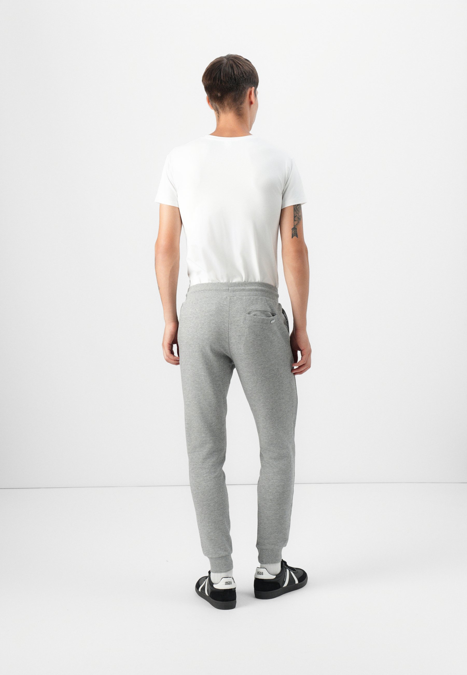 Jack & Jones JJIGORDON JJSHARK - Tracksuit bottoms - light