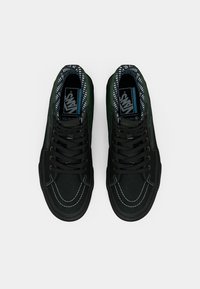 Vans SK8-HI GORE TEX UNISEX - Augsti sporta apavi - outdoor black/green