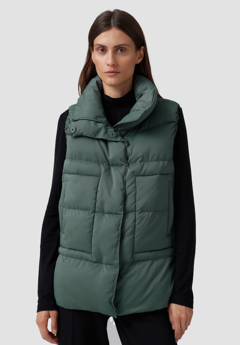 someday. Bodywarmer wintergroen