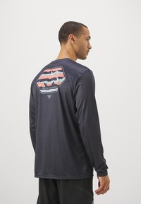 Columbia TERMINAL TACKLE PFG LINE TIME - Ilgarankovis viršutinės dalies drabužis - nocturnal