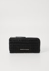 RUCHED LONG ZIP - Lommebok - black