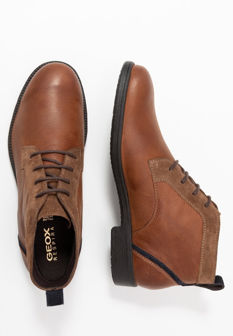 geox stringate uomo camoscio Geox Stringate sportive cognac (Second hand)