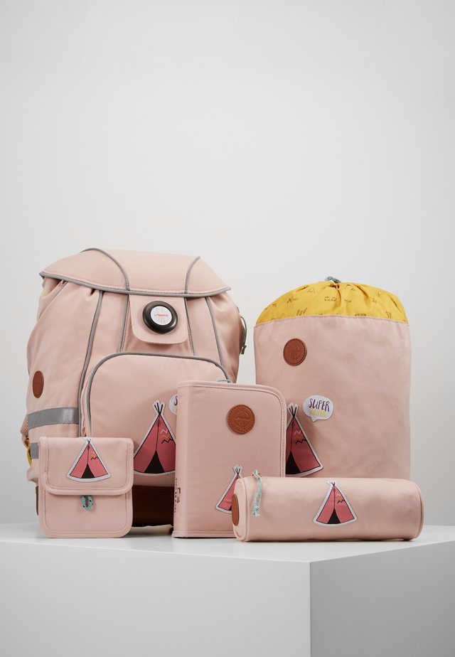 SCHOOL ADVENTURE TIPI SET - Zestaw szkolny - rose
