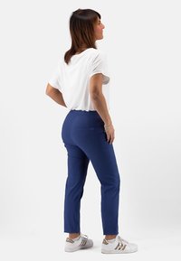 Pantaloni Estivi Carla Ferroni Art.14459 - Vita Alta, Gamba Sigaretta, 72% Acetato, Made In Italy - Foto 5