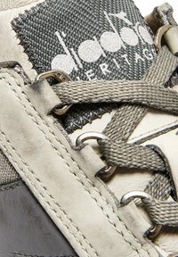 Diadora HERITAGE - Sneakers basse - grey