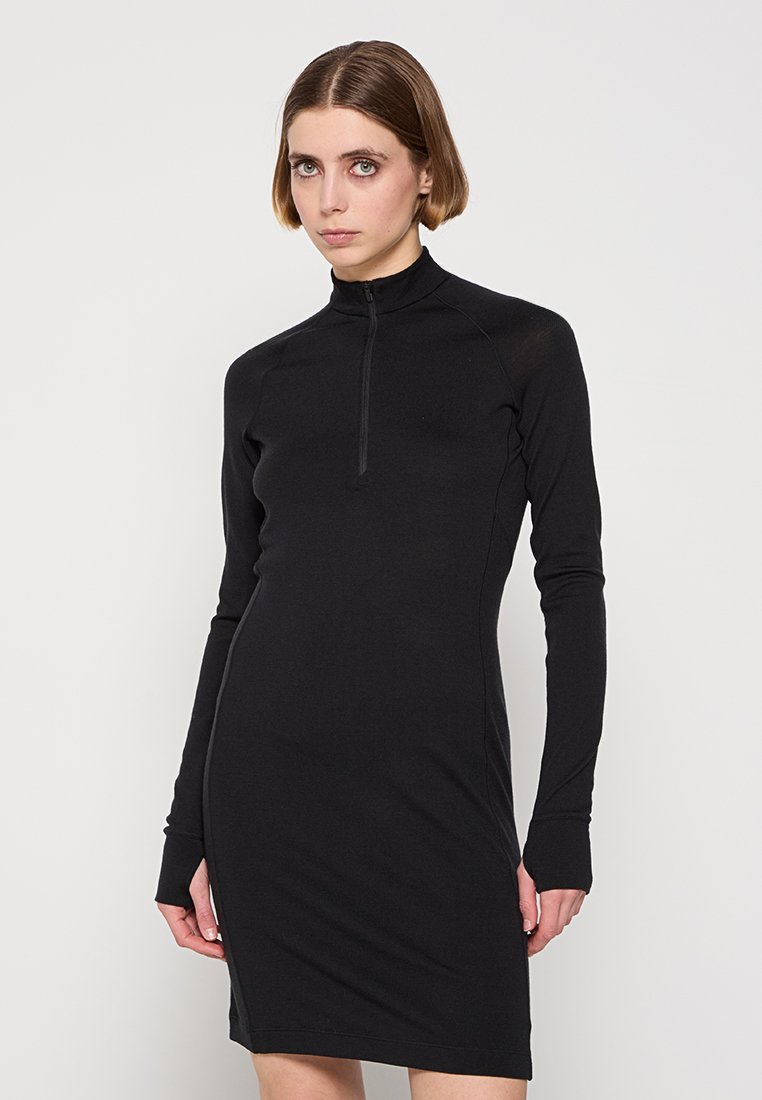 Icebreaker Jurken zwart Icebreaker Jurken zwart