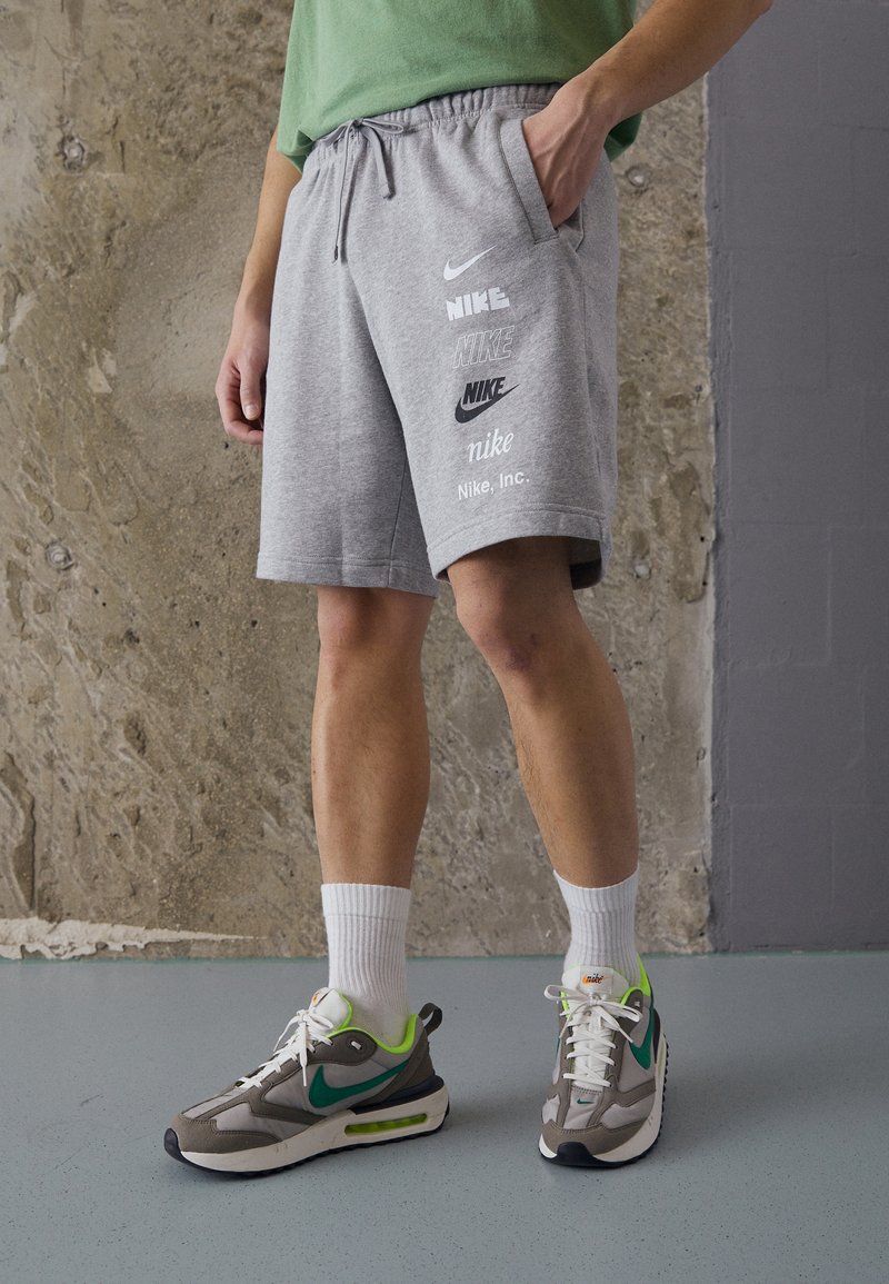 Nike Sportswear CLUB Shorts dark grey heather/mottled dark grey Zalando.ie