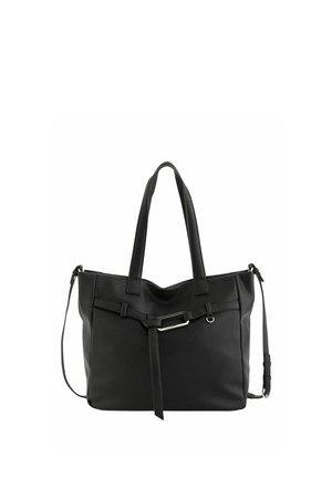 Schwarze Ledertasche mit langen Griffen, einem dekorativen Riemen mit silberner Schnalle und einem verstellbaren Seitenriemen.