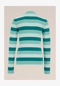 Nem kiválasztott, green