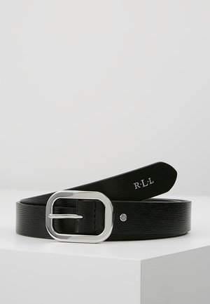Ceinture en cuir noir avec boucle rectangulaire argentée, présentée enroulée sur une surface blanche avec "RLL" embossé près de l'extrémité.