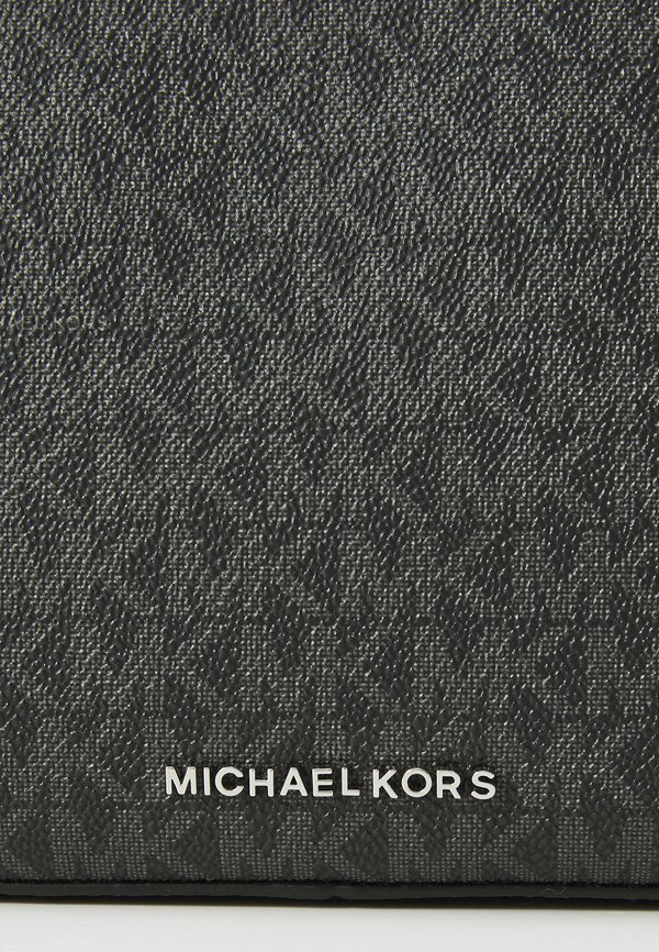 EMPIRE CHAIN POUCHETTE - Handbag3