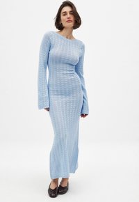 Kampsunkleit - dusty light blue