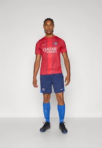 Nike Performance PARIS SAINT-GERMAIN ACADEMY PRO AWAY - Klubové oblečenie - university red/midnight navy/white