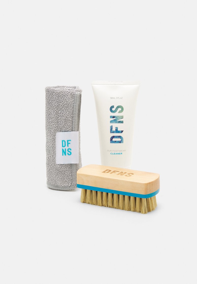 DFNS FOOTWEAR CLEANER KIT SET - Proizvodi za njegu obuće - white