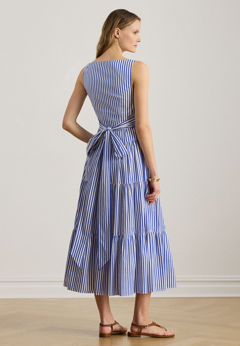 ralph lauren blue white dress Lauren STRIPED BELTED BROADCLOTH TIERED - Day dress Asymmetrical floral linen dress Hashmarks Button cuffs Size:UK Size 14
