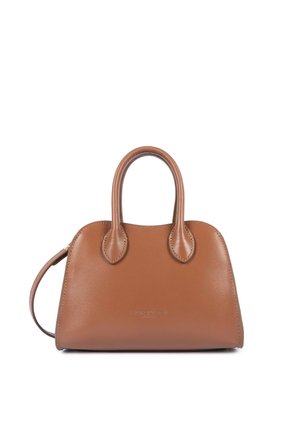 Borsa a mano in pelle marrone con manici arrotondati e design minimalista, con un piccolo logo del marchio impresso sulla parte anteriore.