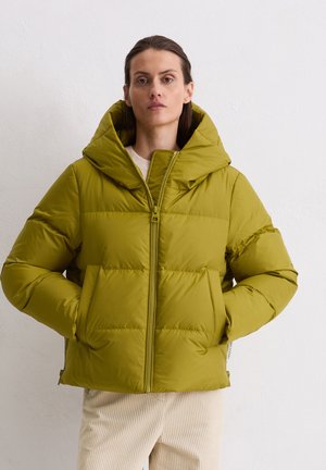 WITH SIDE SLITS - Daunenjacke - bright pea