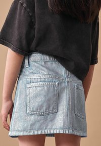 Next REGULAR FIT  - A-vonalú szoknya - mid blue