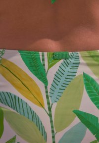 Next SCION METSA  - Slip bikini - green